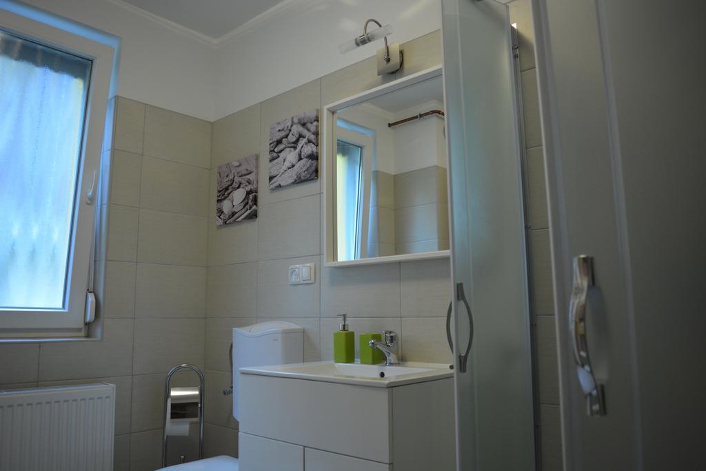 Salve Apartment Hévíz Buitenkant foto