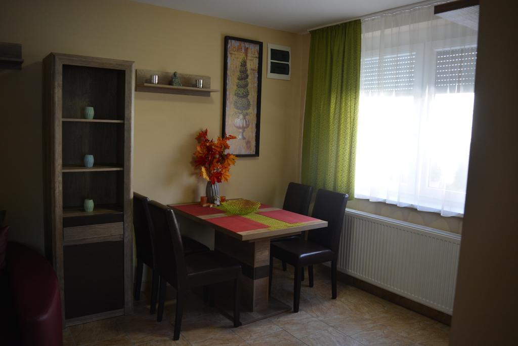 Salve Apartment Hévíz Buitenkant foto