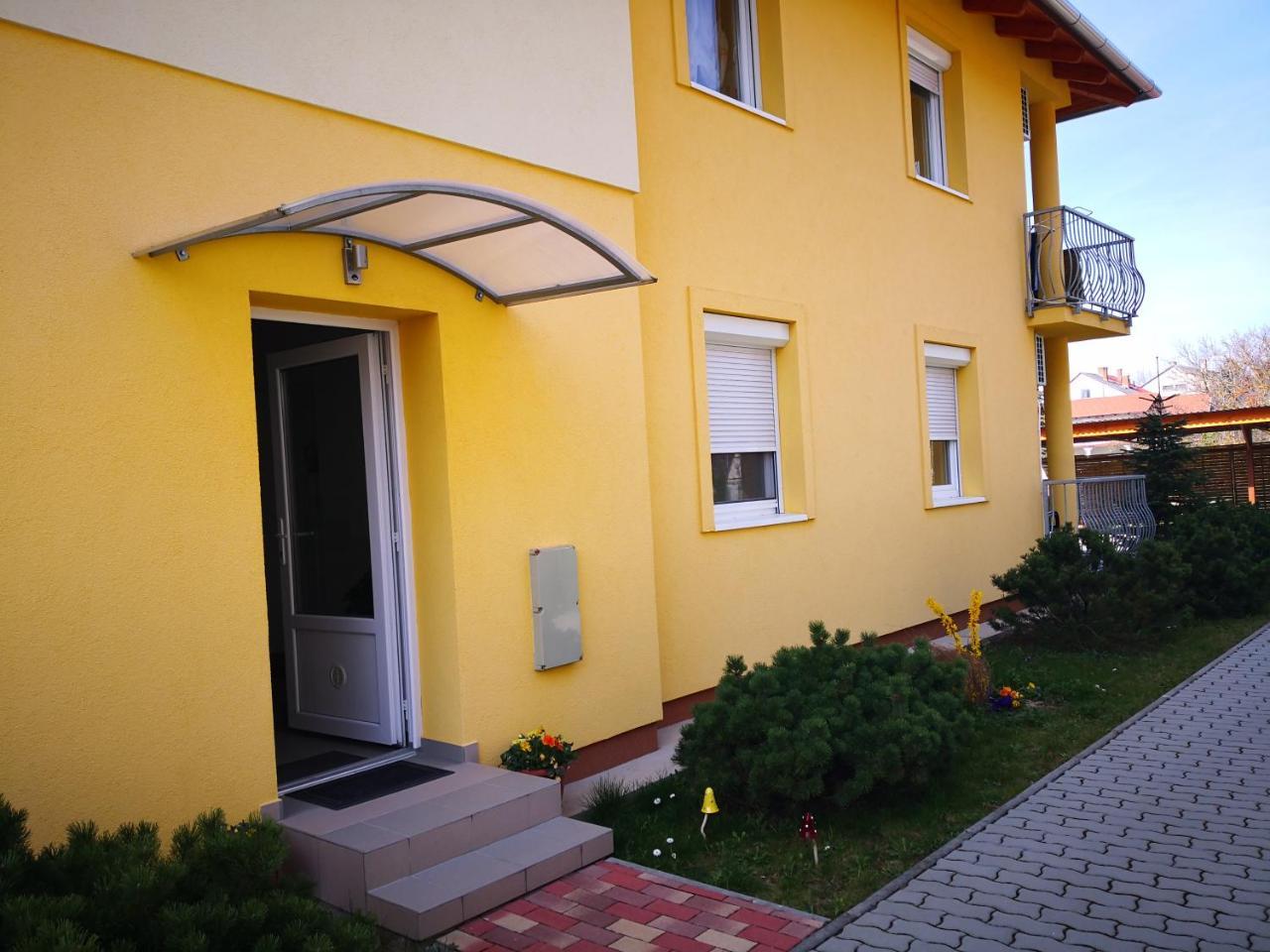 Salve Apartment Hévíz Buitenkant foto